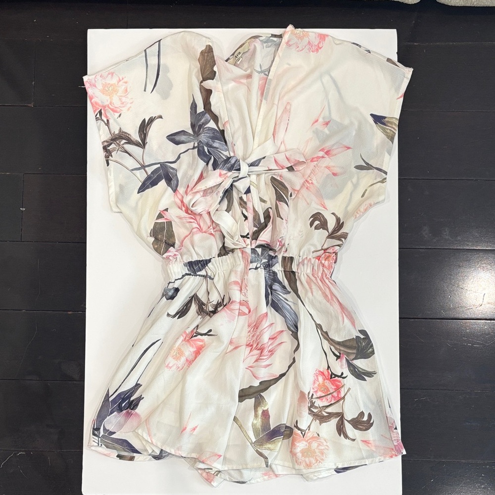 ✨Like New-Gently loved✨ Chic Floral Women's Jumper-One full piece skort